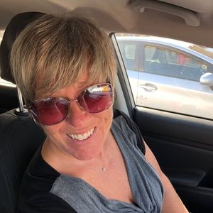 Meet your Posher, Corrie